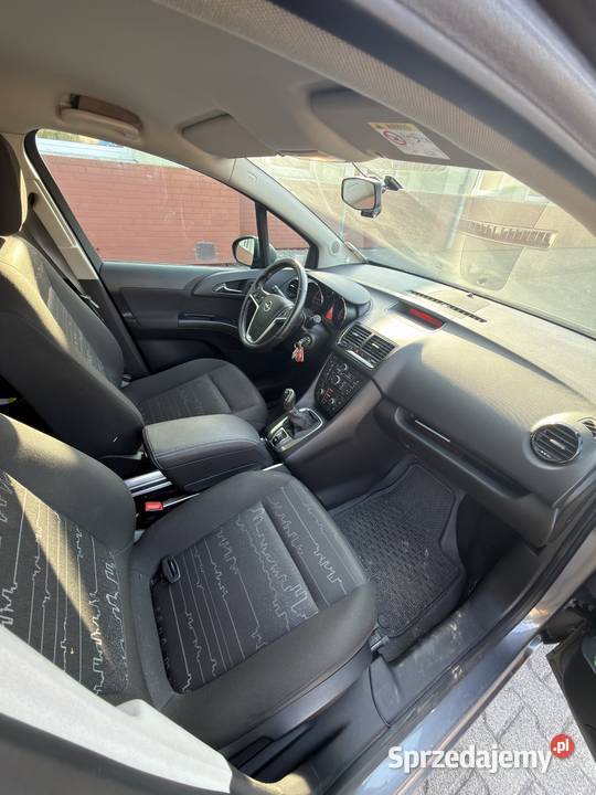 Opel Meriva 14 101 welurowa tapicerka wielkopolskie Tomice
