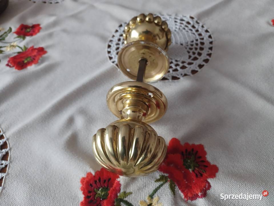 Mosiężny komplet gałek do drzwi Kolekcja Poznań