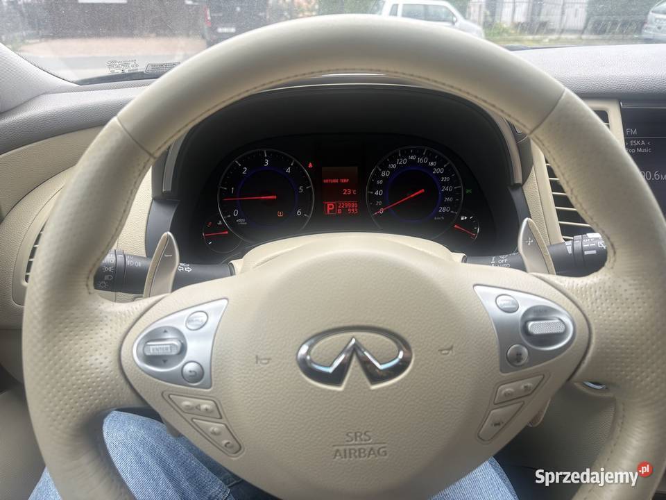 Infiniti FX30d S 30 Diesel 238 4x4 Automat Dolna Grupa