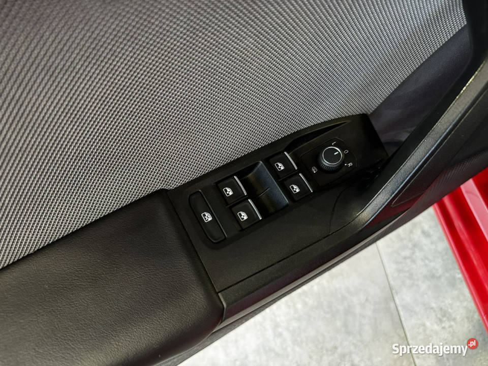 Seat Leon Style 15TSI 130 M6 2021 r salon I małopolskie Myślenice