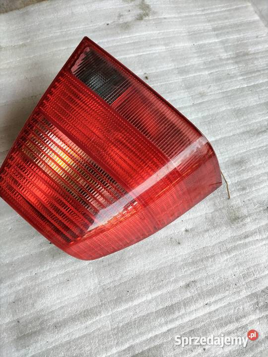 Volkswagen Bora LAMPA TYŁ TYLNA LEWA Kamień-Kolonia