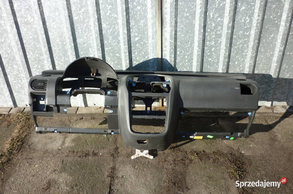 Deska konsola kokpit Opel Corsa C Kiszkowo