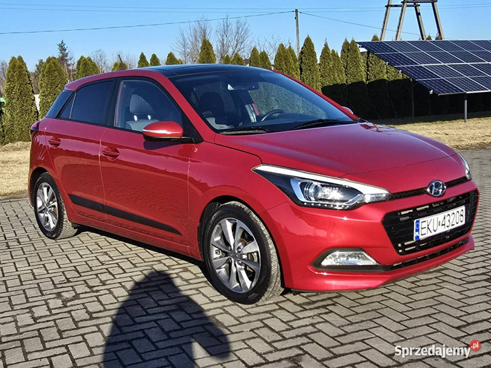 Hyundai i20 10Turbo Panorama lakier metallic i20 Kutno