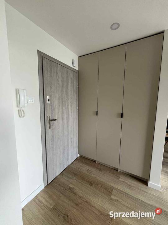 Mieszkanie 2 pokojowe balkon Loggia Niski czynsz 3 piętra i więcej
