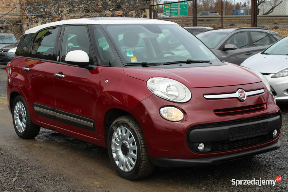 Fiat 500L Long 147 14 Turbo 120 światła do jazdy dziennej Lubań