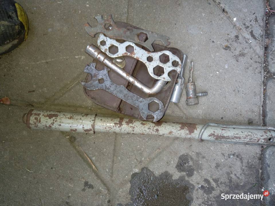 Stara pompka motocyklowa Bielsko-Biała