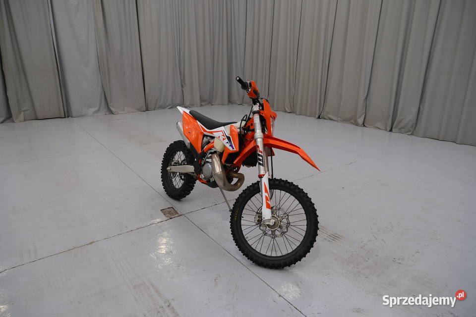 KTM MAXXIS 2022 14300 ccm 38 nieuszkodzony mazowieckie Warszawa sprzedam