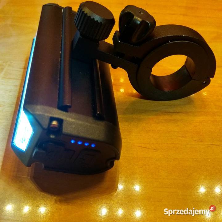 Lampka światło do rowerumocna i Części i akcesoria Świebodzice sprzedam