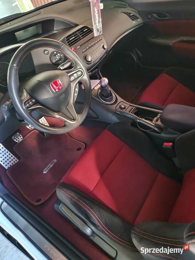 Honda Civic VIII Type R Championship White