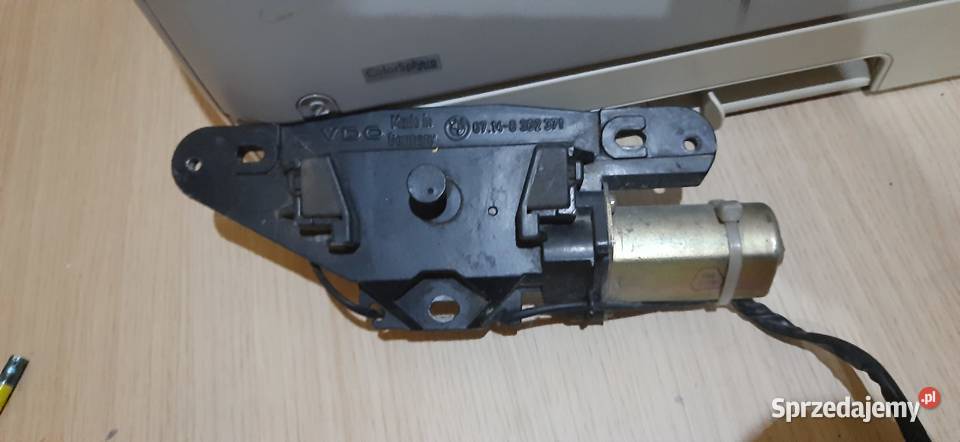 bmw Zamek tylnej klapy dociąg BMW E39 02r dolnośląskie