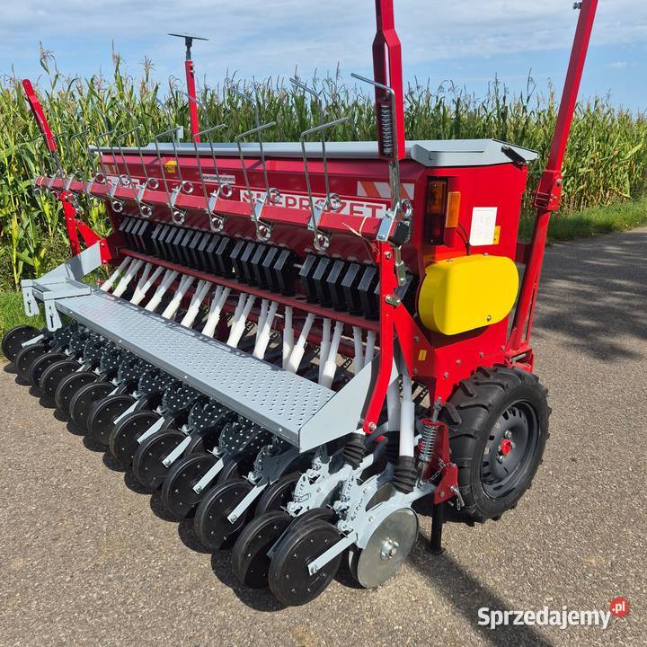 Siewnik zbożowy 2talerzowy S117T MEPROZET 30m w Meprozet