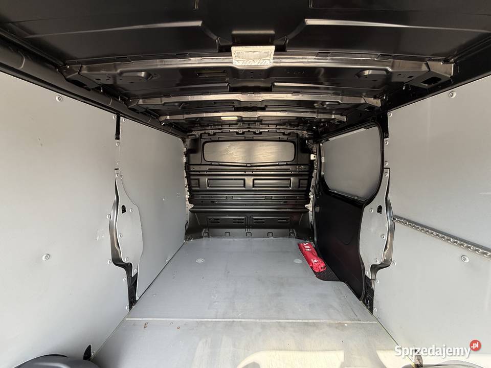 Renault Trafic VAN Long L2H1 3m paki Pojemność