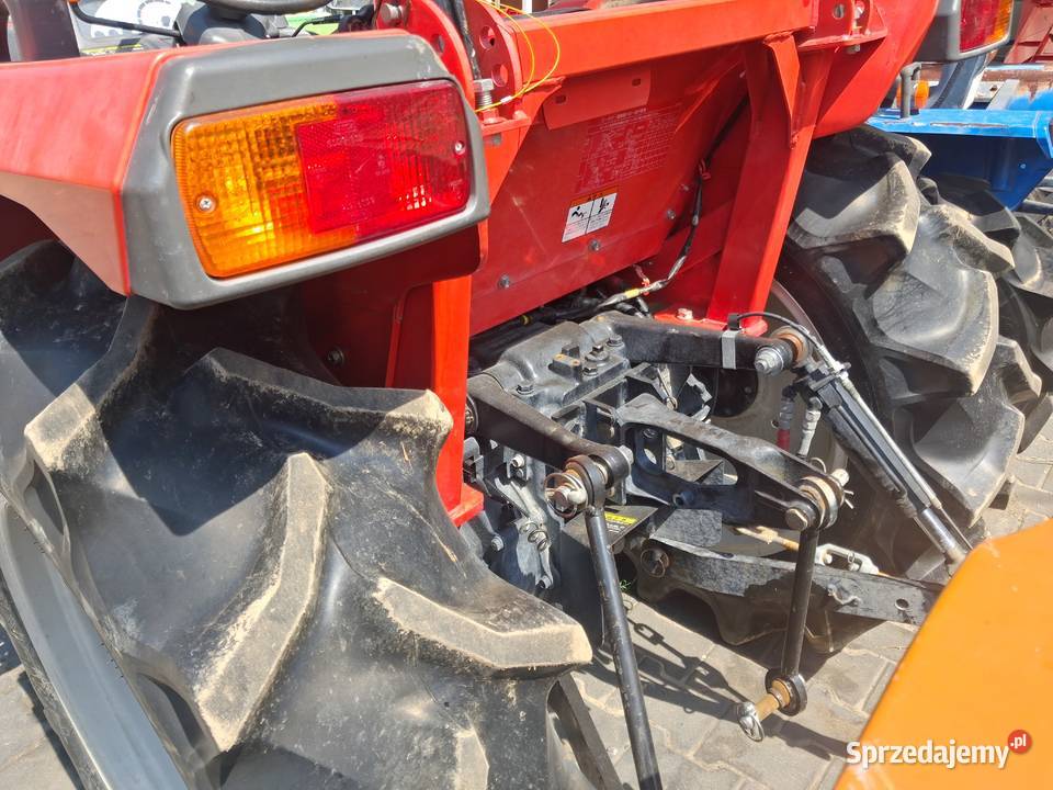 Mitsubishi 4x4 26 Konary