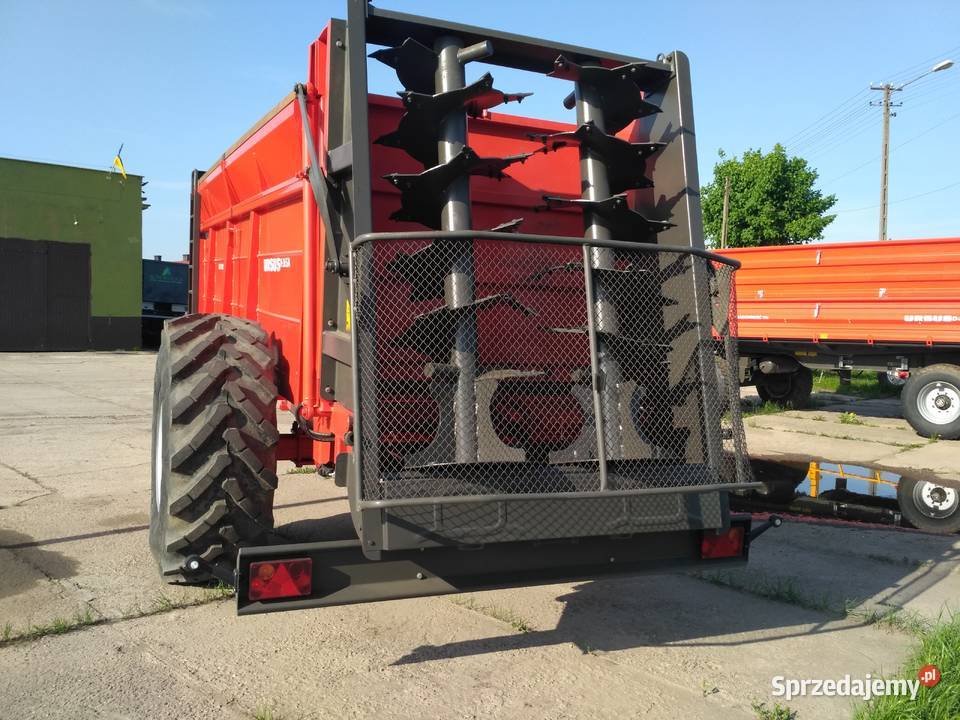 Ursus Rozrzutnik obornika 10 t N265A jednoosiowy Rozrzutniki obornika sprzedam