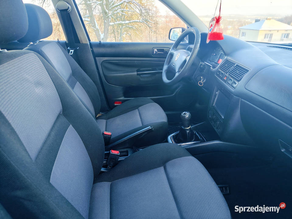 Sprzedam Volkswagen Golf IV 14 benzyna 5drzwi z manualna Brzesko