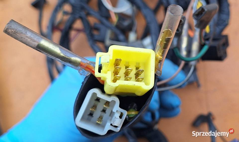 Suzuki GSX 1100 8993 INSTALACJA ELEKTRYCZNA Radom sprzedam