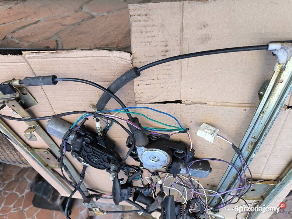 Fiat Seicento elektryczne podnośniki szyb Części samochodowe Stalowa Wola