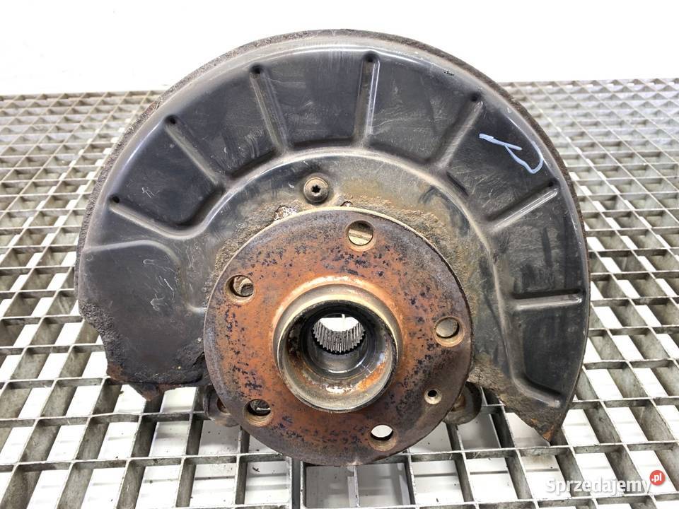 ZWROTNICA PRAWY PRZÓD VW PASSAT B7 18 170