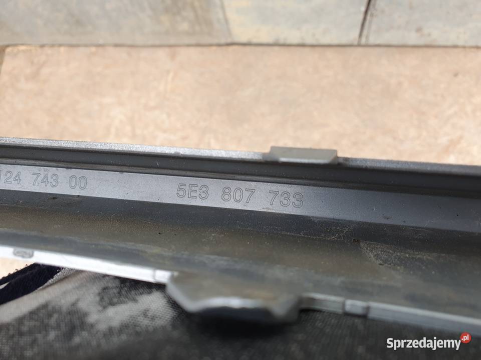 SKODA OCTAVIA IV 4 SCOUT SPOILER DOKŁADKA PRZÓD Międzychód sprzedam