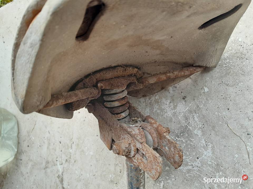 Żak Komar sztywniak 230 231 232 2320 siodło sprzedam