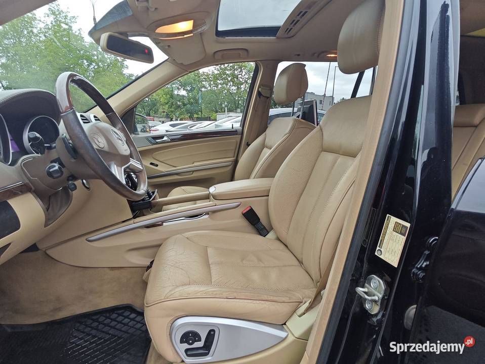 GL550 4Matic 7 MiejscBogate wyposażenie Przebieg Warszawa