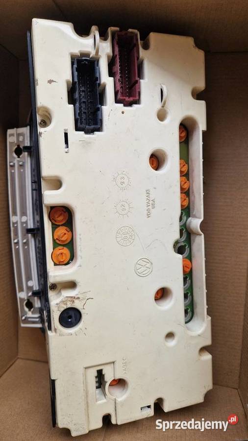 Licznik USA VW Golf 3 benzyna Zębowice