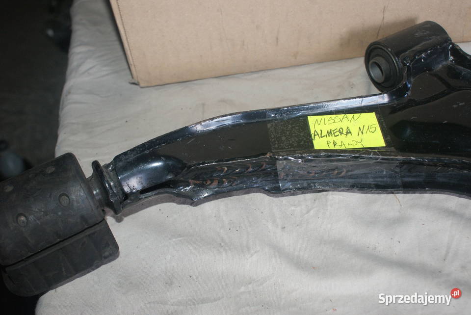 Wahacz zawieszenia koła przód P dół NISSAN mazowieckie Białobrzegi