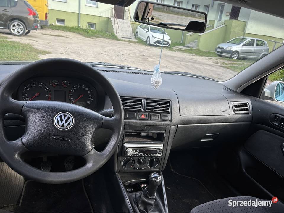 Golf 4 16 benz 5 drzwi klima Kętrzyn