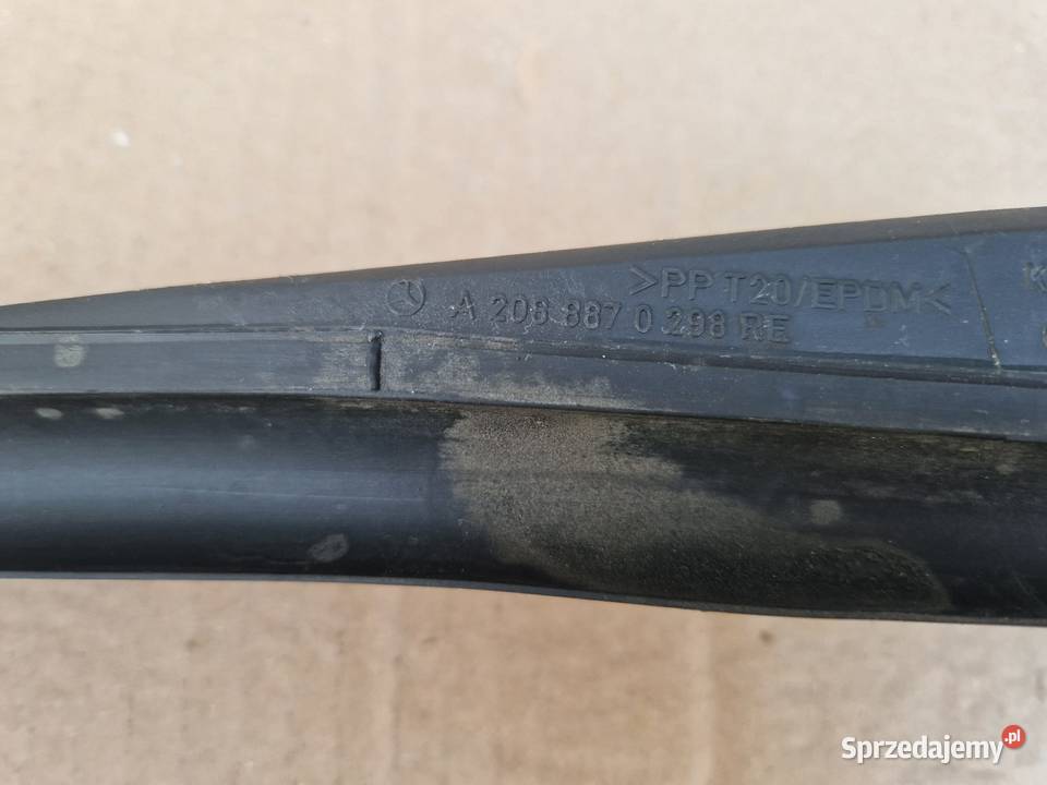 uszczelka uchwyt maski Mercedes CLK W208 prawa osobowe pomorskie Gdańsk