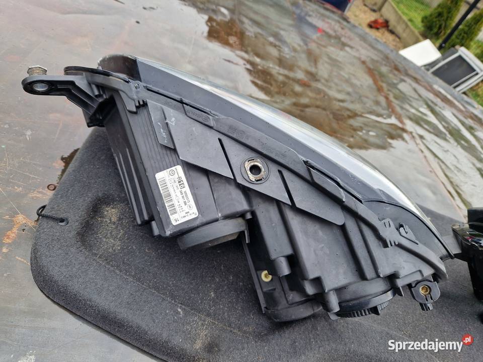 VW Passat B7 reflektor ORG KPL EU Mielec sprzedam