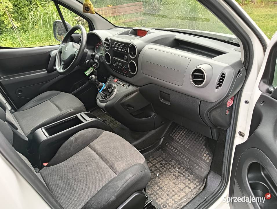 Peugeot Partner 16 HDi LONG Hak Salon Polska VAT wielkopolskie Kamionki