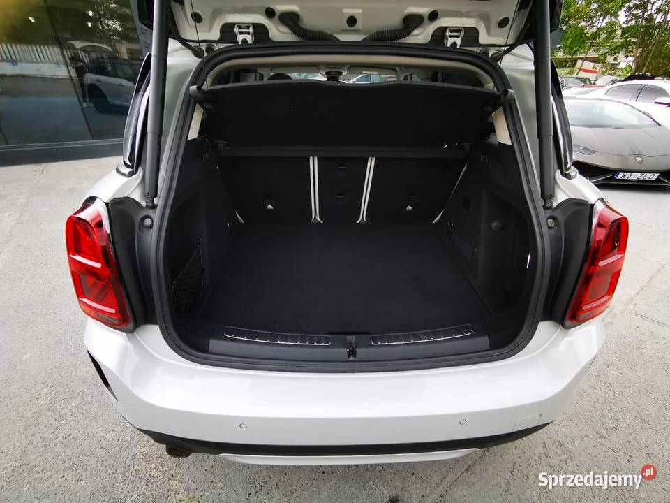 F60 Crossover PlugIn 15 SE 220 Salon Polska Warszawa