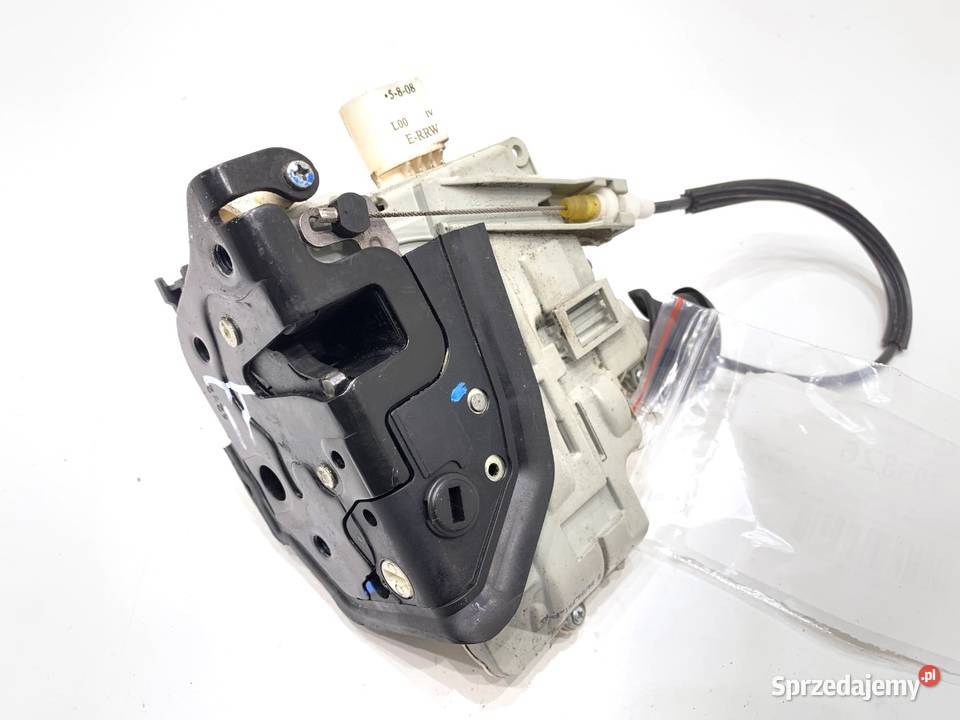 ZAMEK DRZWI PRAWY TYŁ AUDI A4 B8 SedanLimuzyna