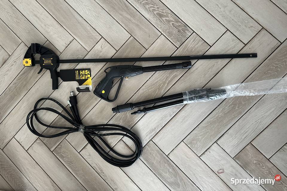 Lanca teleskopowa z myjką Stanley Łódź