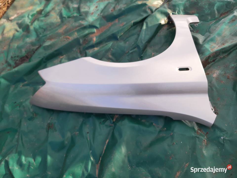 Fiat Stilo 3D 5D błotnik prawy przedni kolor 647 Ksawerów