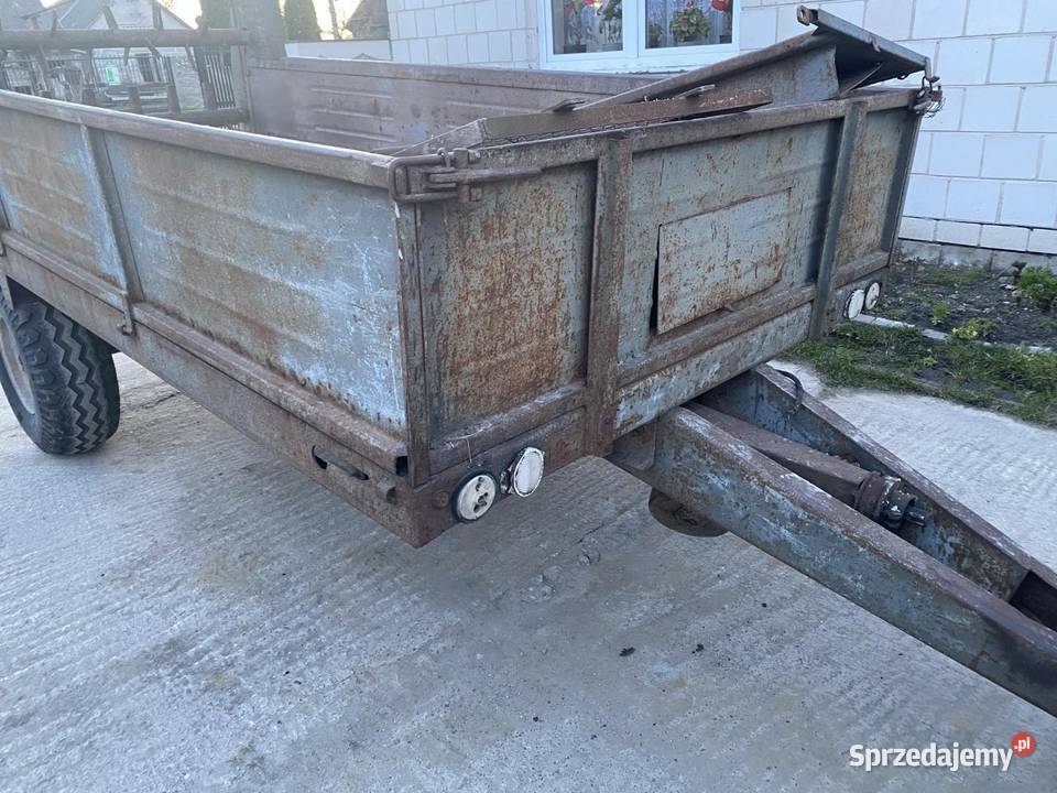 Rozrzutnik 1 osiowy nieuszkodzony Radom