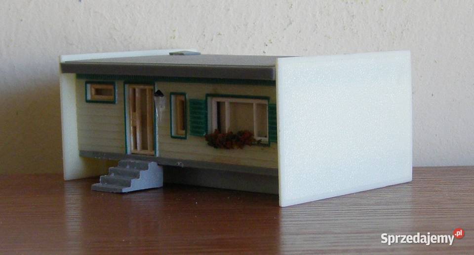 Domek na makietę 19 kolejka skala TT Łódź