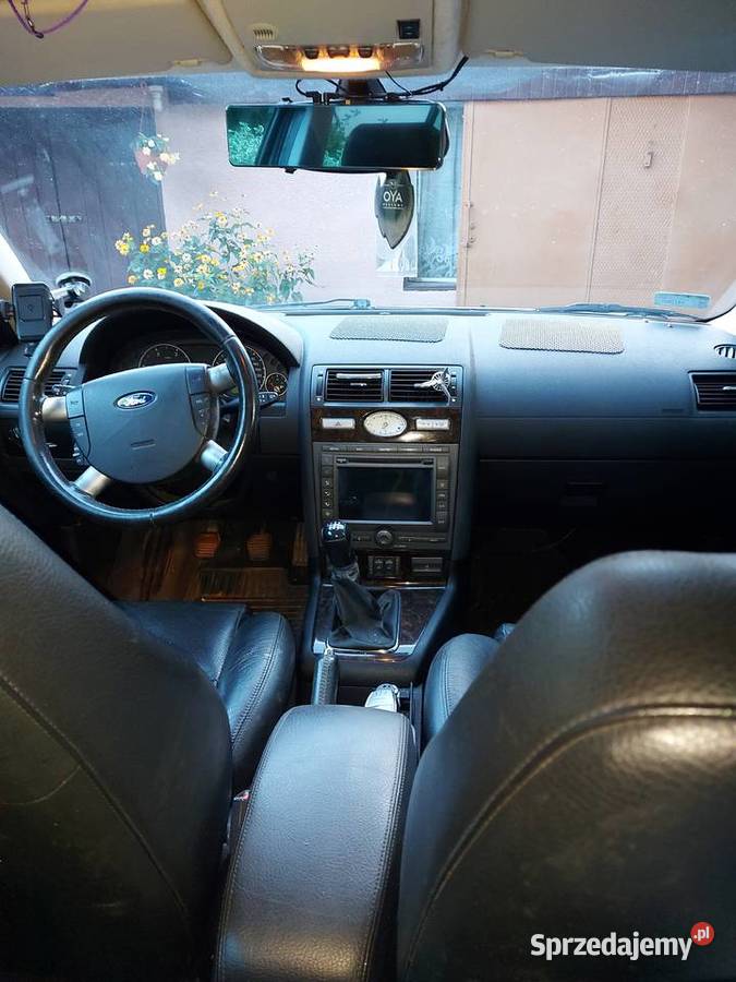 Ford Mondeo 20 TDCi Ghia 2004r 134KM Lipsko sprzedam