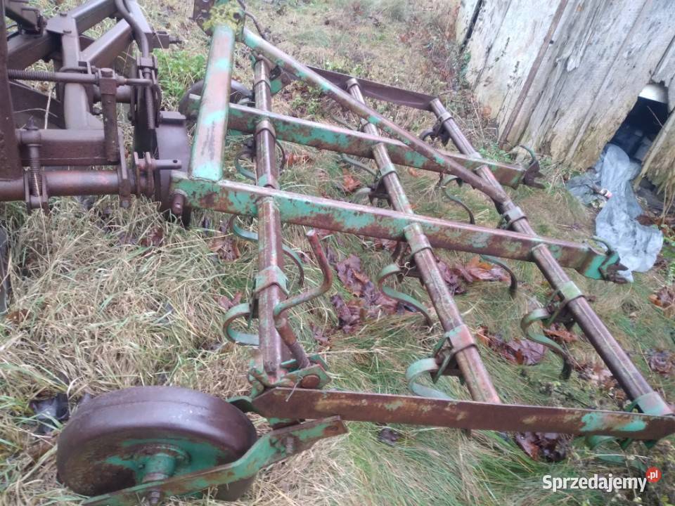 Pług 3 skibowy kultywator Accord Poryte