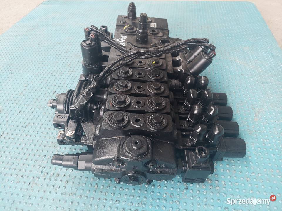 6 Sekcji Rozdzielacz Manitou 113700098 HYD 21498 Kielce