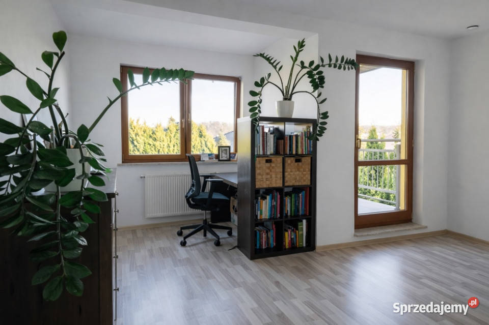 Dom w zabudowie szeregowej z ogrodem Osiedle Wrocław sprzedam