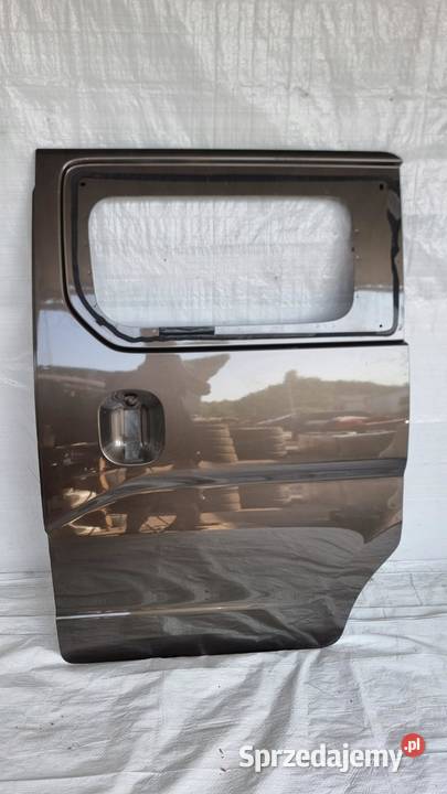 Drzwi Lewe Boczne przesuwne Nissan NV200 osobowe sprzedam