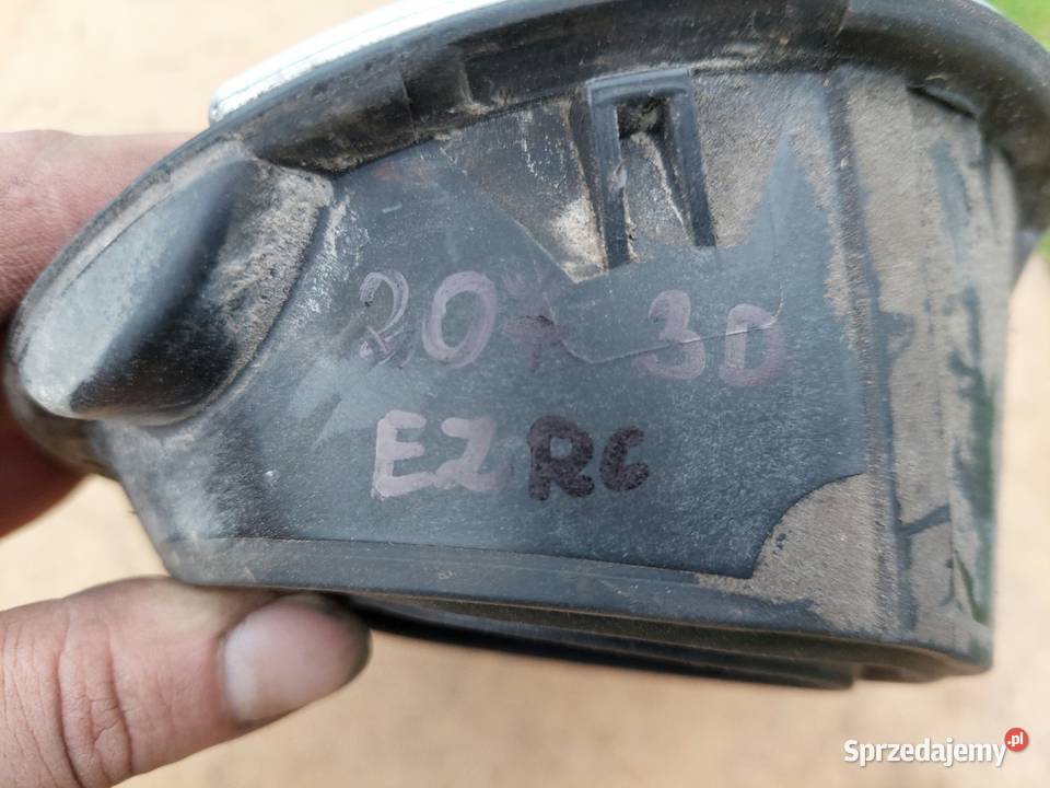 Klapka wlewu paliwa Peugeot 207 3D 5D EZRC osobowe Przyborów