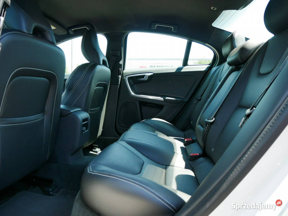 Volvo S60 FL 20 D2 120 Eu6 Kinetic Dynamic nawigacja Goczałkowice-Zdrój