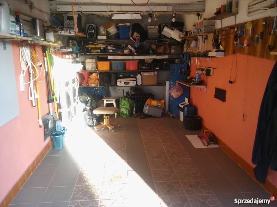 Garaż murowany Sierpc centrum oświetlenie mazowieckie