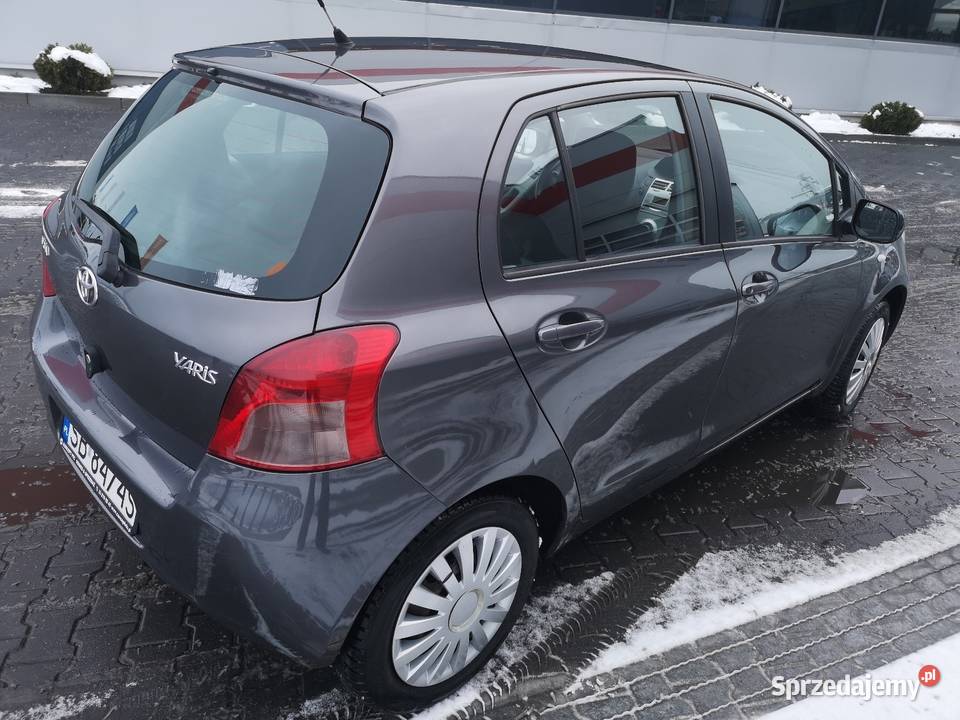 Toyota Yaris 13 z automatem zadbany serwisowany Jaworzno