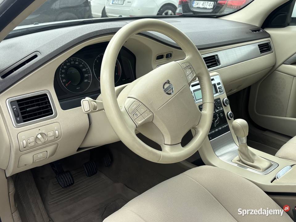 Volvo V70 z 2009r 1997cm3 sprzedam