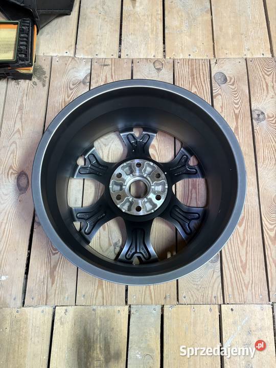 felga aluminiowa 20 nowa OEM numer części w sprzedam