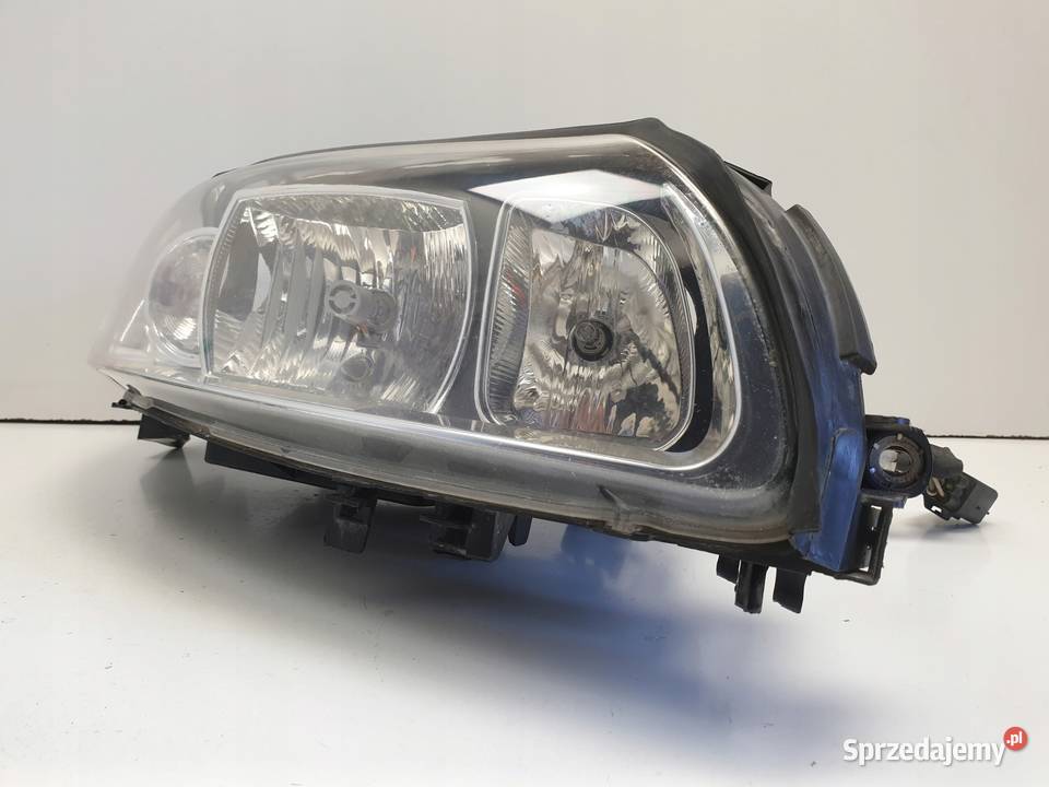 LAMPA PRAWA Volvo S60 I V70 II LIFT PRZEDNIA