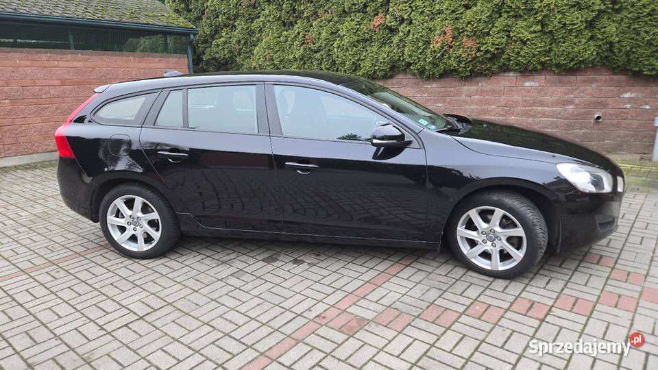 Volvo V60 D3 163 2012 Salon automat bezwypadkowy 4/5 Piaseczno